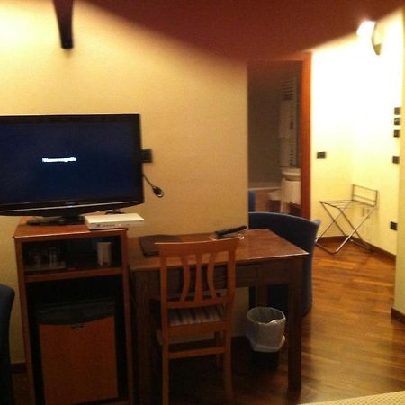 Hotel Il Cigno Перуджа Екстериор снимка