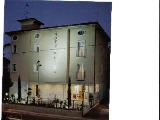 Hotel Il Cigno Перуджа Екстериор снимка