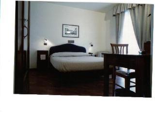 Hotel Il Cigno Перуджа Екстериор снимка